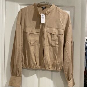Express Long Sleeve Front Pocket Cinched Hem Shirt, Small